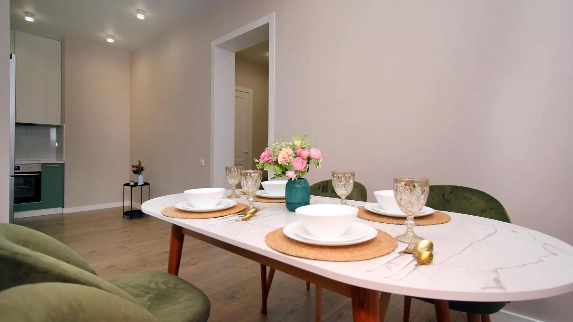 Four Seasons Apartment Near Mega Almaty